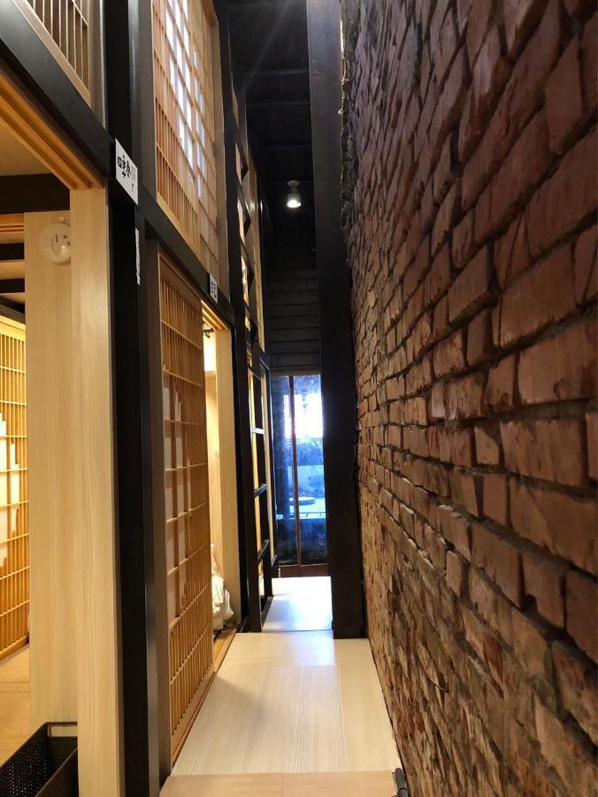 台甕茶室青年旅館 Tai-Wong Tatami Room Hostel Ταϊνάν Εξωτερικό φωτογραφία