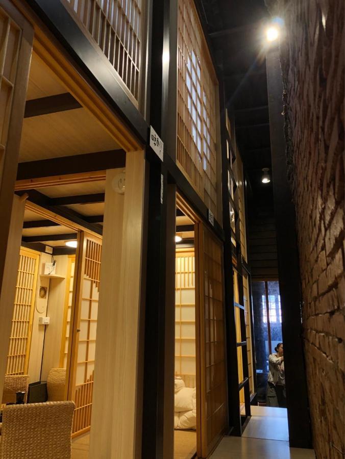 台甕茶室青年旅館 Tai-Wong Tatami Room Hostel Ταϊνάν Εξωτερικό φωτογραφία